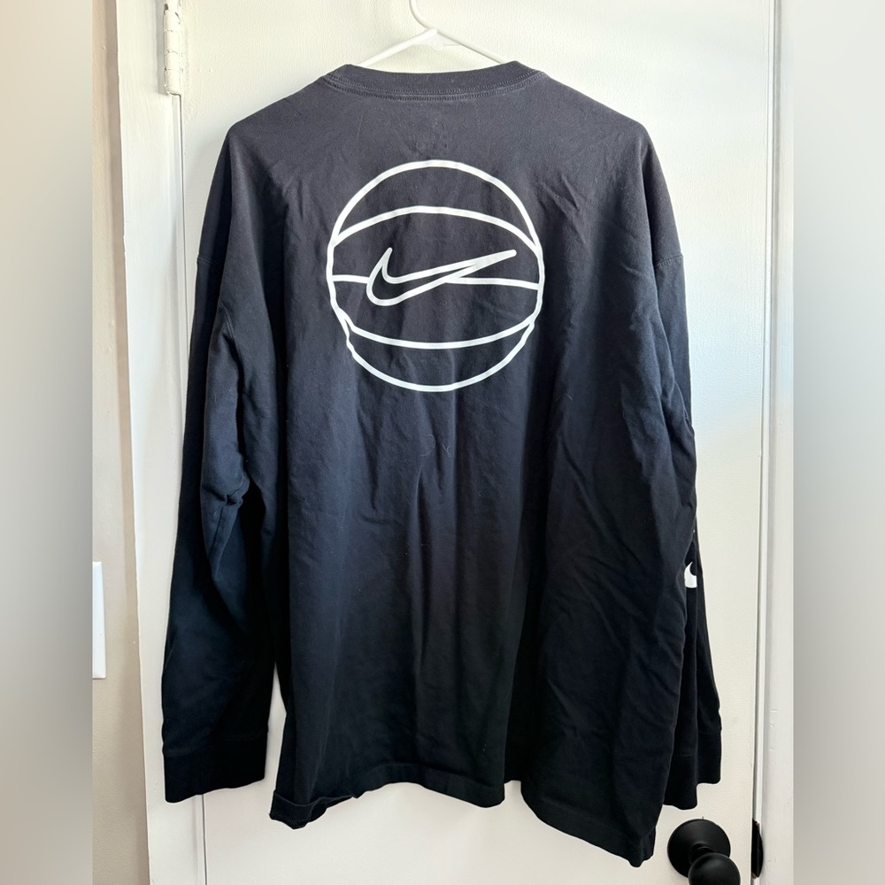Nike Max90 Long Sleeve Basketball Tee in black and white, Size XXL